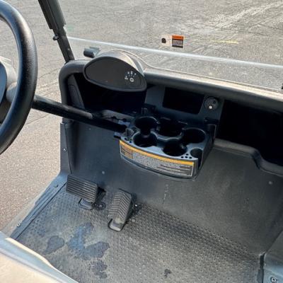 2021 EZGO RXV 48 volt Platinum Image