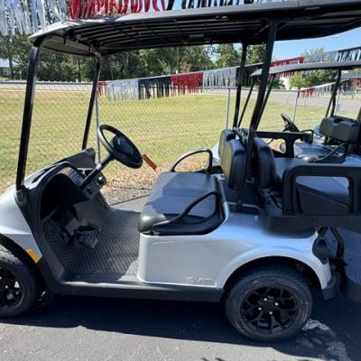 2026 EZGO Valor 4 Gas Platinum Image
