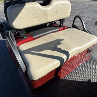 E-Z-Go 2027 EZGO Valor 4 Electric inferno red Thumbnail
